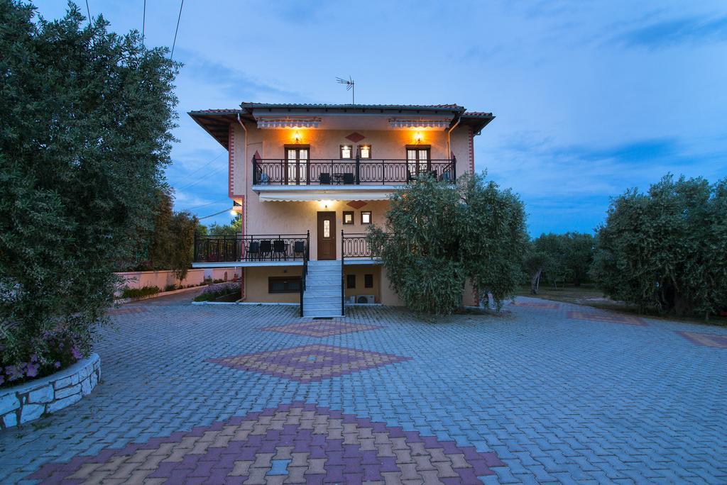Pension Maria Astris Buitenkant foto